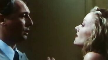 Cycata mamuśka zamawia dostawę mięsa filmy erotycne do domu