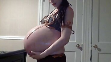 Cherie DeVille jest cholernie elastyczna filmik erotyczny