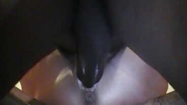 Gorąca darmowe filmiki erotyczne polskie brunetka robi wspomnienia z masywnym kutasem